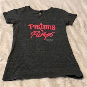 NHRA women’s tee
